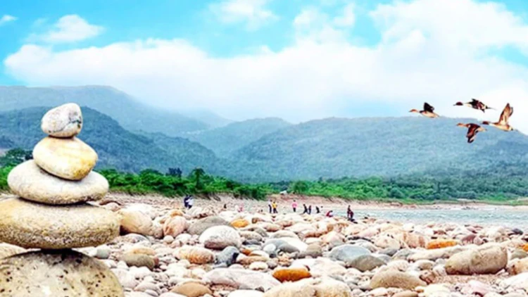 সিলেটের সাদাপাথর পর্যটনকেন্দ্র পুনরায় চালু