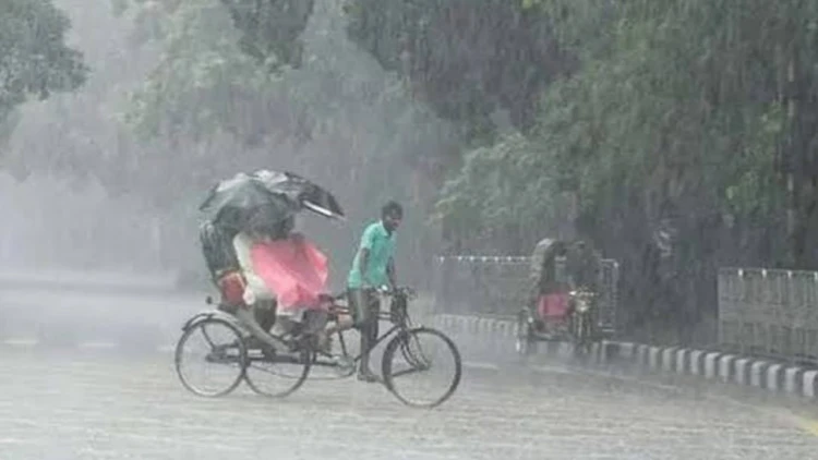 দেশের ১৬ জেলায় দমকা হাওয়াসহ বৃষ্টির পূর্বাভাস