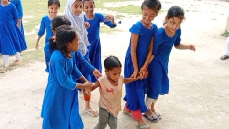 প্রতিবন্ধকতাকে জয় করে স্বপ্নের পথে কাফি