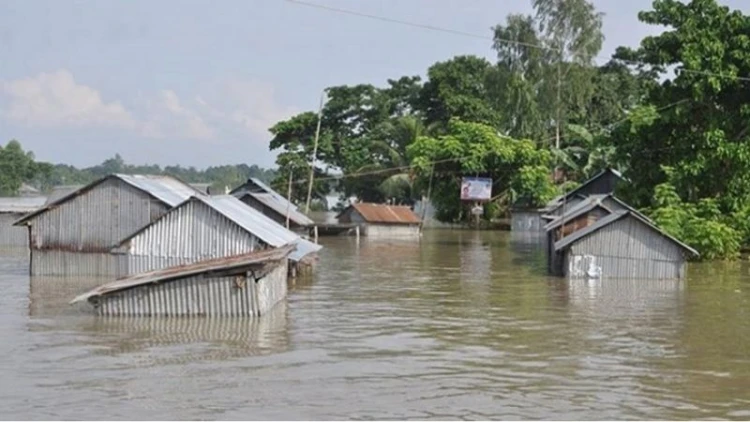 নদ-নদীর পানি বাড়ছে: বন্যার সতর্কবার্তা