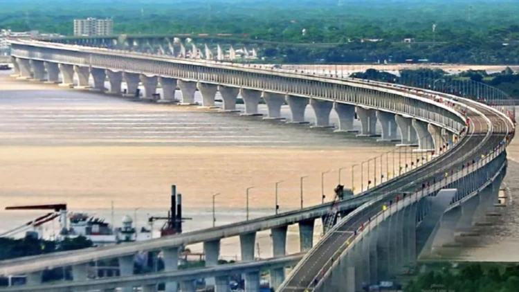 পদ্মা সেতুতে ৪ বছরে টোল ৩৪২৯ কোটি, ঋণ পরিশোধ ২৫১৬ কোটি