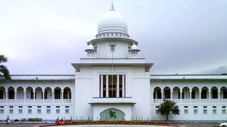 ঝুলে থাকা প্রাথমিক শিক্ষক নিয়োগ মামলার রায় প্রকাশ, আইনি বাধা দূর