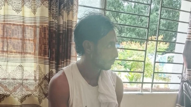 গজারিয়ায় কুখ্যাত চাঁদাবাজ ইব্রাহিম গ্রেপ্তার