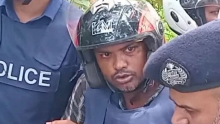 জিডি করতে এসে স্ত্রী হত্যাকারী স্বামী আটক