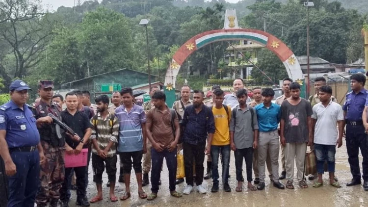 কারাভোগ শেষে ভারত থেকে ফিরলেন ১০ বাংলাদেশি