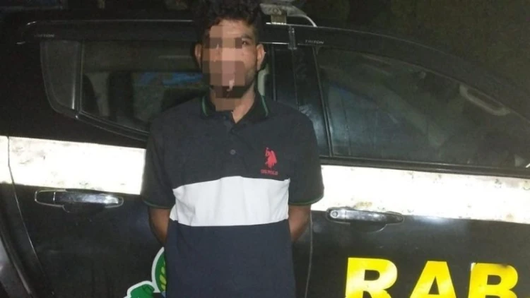 বদলগাছীতে গাঁজাসহ কারবারি গ্রেফতার