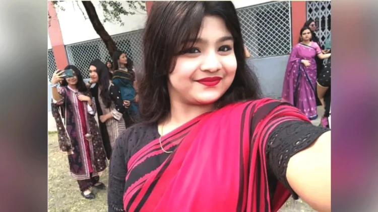 বিভিন্ন ছেলের সঙ্গে সম্পর্ক, মেয়েকে হত্যা করে বস্তাবন্দী লাশ সড়কে ফেলে দেন বাবা-মা