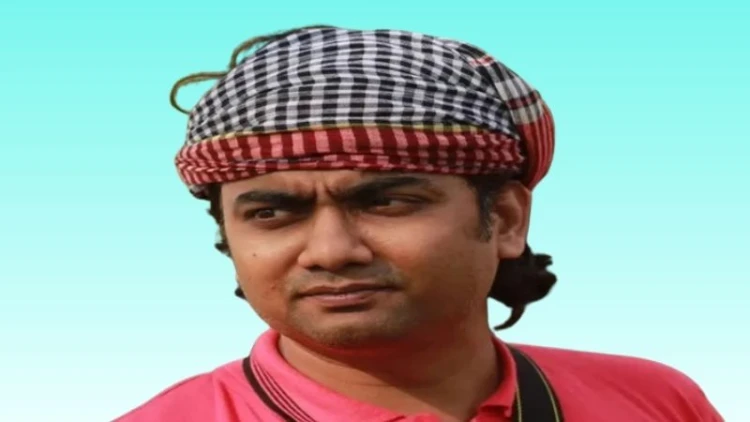 জুলাই বিপ্লব ব্যঙ্গ করে চবি শিক্ষকের পোস্ট