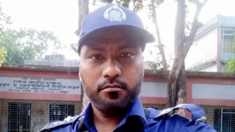 নারী কেলেঙ্কারির অভিযোগে এসআই ক্লোজ