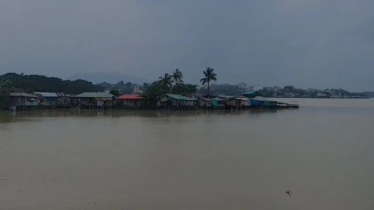 কাপ্তাই হ্রদে পানি বৃদ্ধি: বিদ্যুৎ উৎপাদনে রেকর্ড, পাহাড়ধসের শঙ্কা