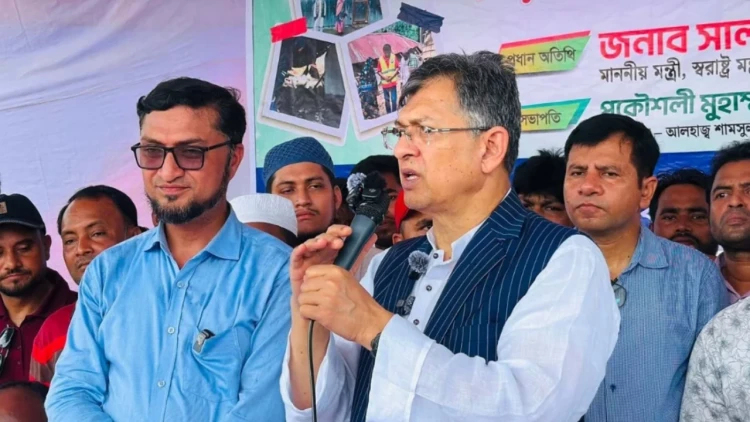 স্লুইস গেট দেখবে স্থানীয় প্রশাসন, পানি উন্নয়ন বোর্ড নয়: পেকুয়ায় স্বরাষ্ট্রমন্ত্রী