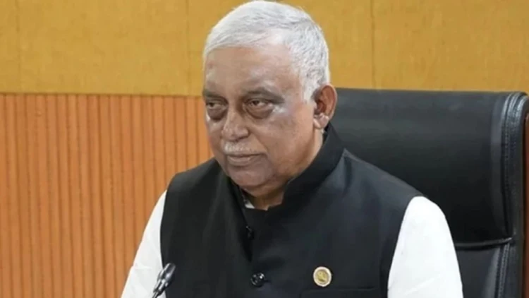 সাবেক স্বরাষ্ট্রমন্ত্রী আসাদুজ্জামান খান কামালকে ফেরাতে দিল্লিকে ঢাকার চিঠি