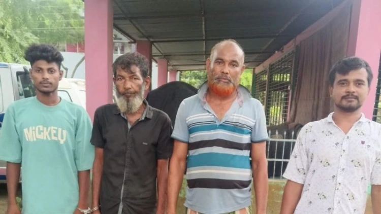 নাটোরে মাদকবিরোধী অভিযানে ৭ মাদকসেবী আটক