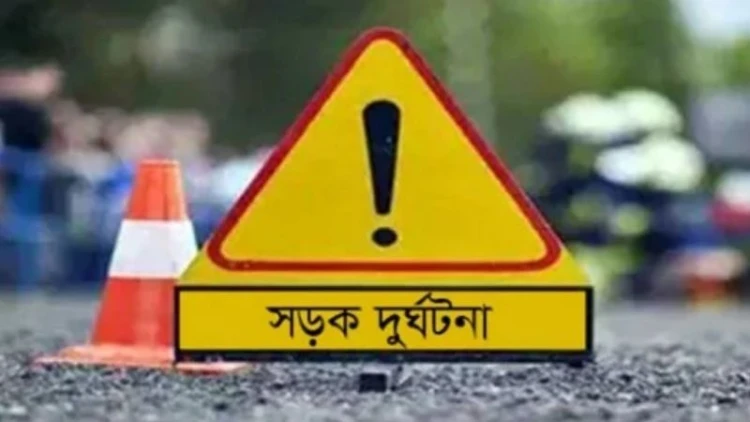 নড়াইলে ট্রলি খাদে পড়ে চালক নিহত