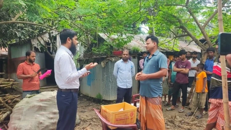 নাটোরে নকল টাইলস ক্লিনার কারখানাকে জরিমানা