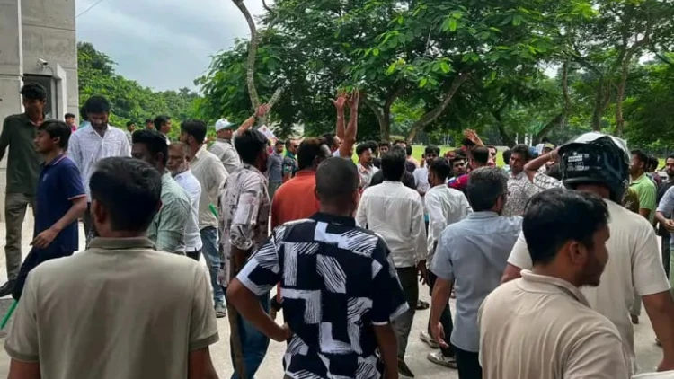 বেরোবিতে ছাত্রদল-শিবির সংঘর্ষ, রংপুরে দিনভর উত্তেজনা