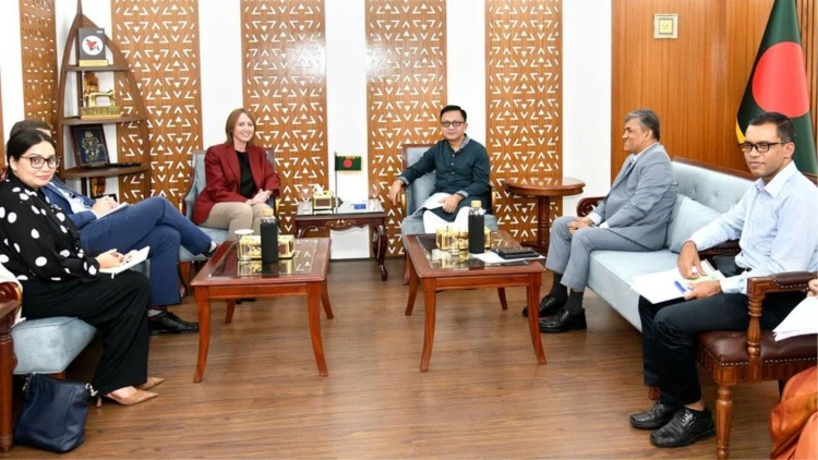 বাণিজ্যমন্ত্রী খন্দকার আব্দুল মুক্তাদিরের সঙ্গে অস্ট্রেলিয়ার হাইকমিশনারের বৈঠক