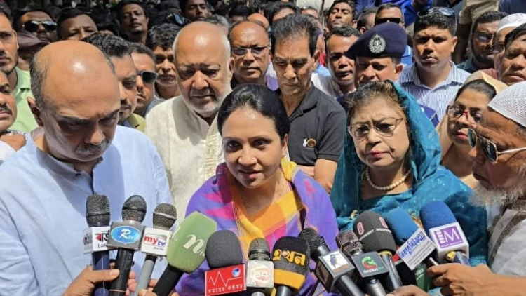 আওয়ামী লীগের প্রতি নমনীয়তার সুযোগ নেই: প্রতিমন্ত্রী পুতুল