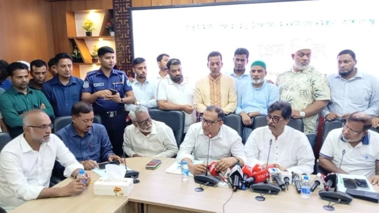 প্রধানমন্ত্রীর কিশোরগঞ্জ সফর: মাছের পোনা অবমুক্ত ও নানা উন্নয়ন কর্মসূচি