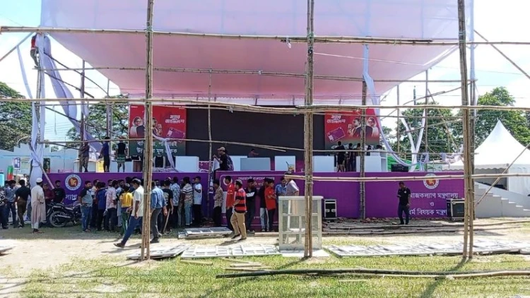 কিশোরগঞ্জে প্রধানমন্ত্রীর আগমন ঘিরে ব্যাপক প্রস্তুতি, জেলাজুড়ে ‍উৎসবের আমেজ