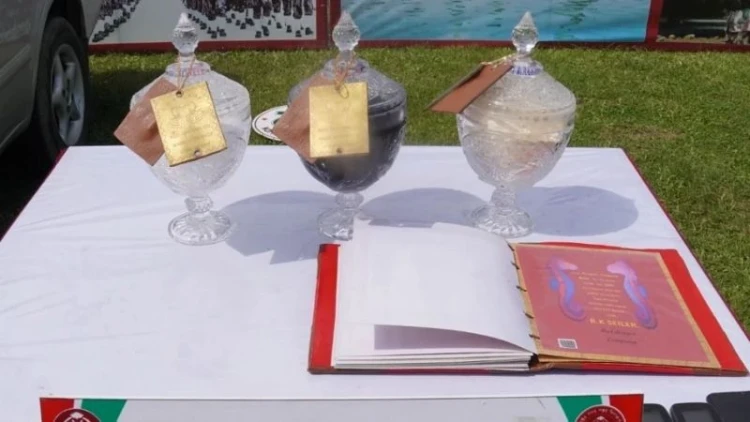 চিরিরবন্দরে ৩৮ কোটি টাকার সাপের বিষ উদ্ধার, আটক ৪