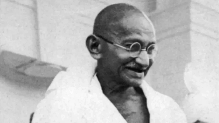 গান্ধীর হাতলেখা চিঠি ২০ কোটি টাকায় নিলামে বিক্রি
