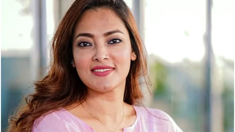 আবারও ক্যানসারে আক্রান্ত উপস্থাপিকা সামিয়া আফরিন