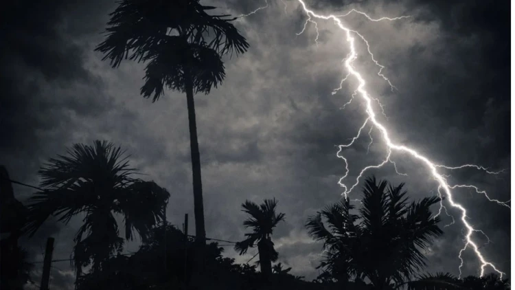 দেশের ৬ জেলায় ৬০ কিমি বেগে ঝড়ের শঙ্কা