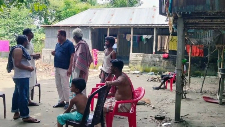 বগুড়ায় বাসি তরকারি খেয়ে গৃহবধূর মৃত্যু, অসুস্থ ৩