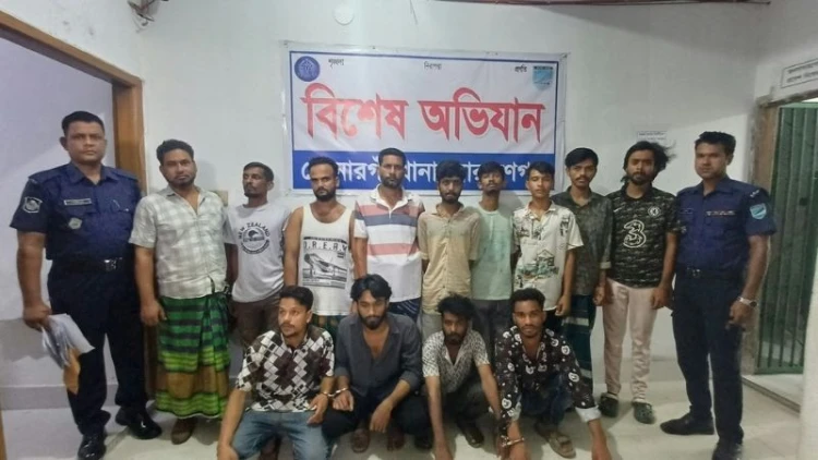 সোনারগাঁওয়ে পুলিশের বিশেষ অভিযানে ১৪ আসামি গ্রেপ্তার