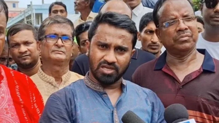 আ.লীগকে ফেরাতে লংমার্চ দিয়েছে জামায়াত-এনসিপি: রাশেদ খাঁন