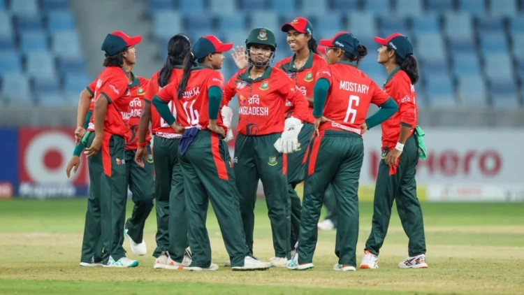 ১০৩ রানের পুঁজিতেই বাজিমাত, আরব আমিরাতকে হারিয়ে সেমিতে বাংলাদেশ