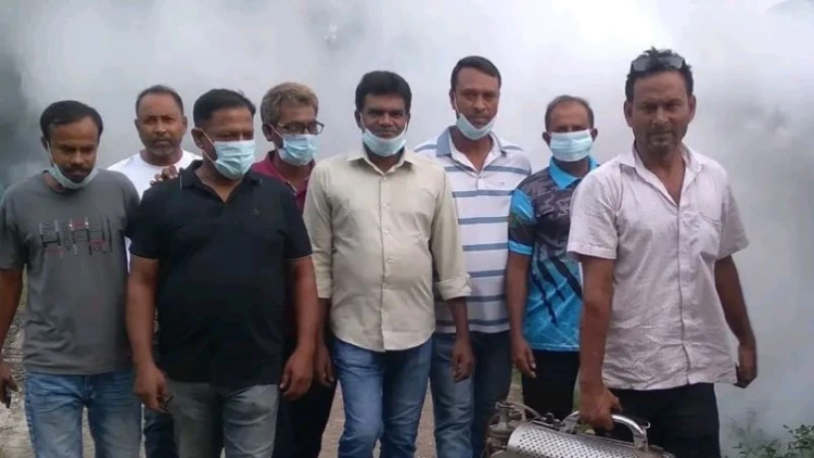 নলডাঙ্গায় যুবদলের উদ্যোগে মশক নিধন কর্মসূচি পালিত