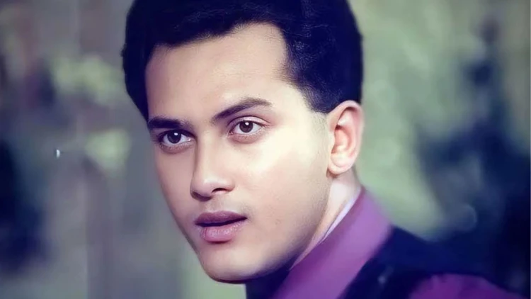 ‘স্বপ্নের নায়ক’ সালমান শাহর ৫৫তম জন্মদিন আজ