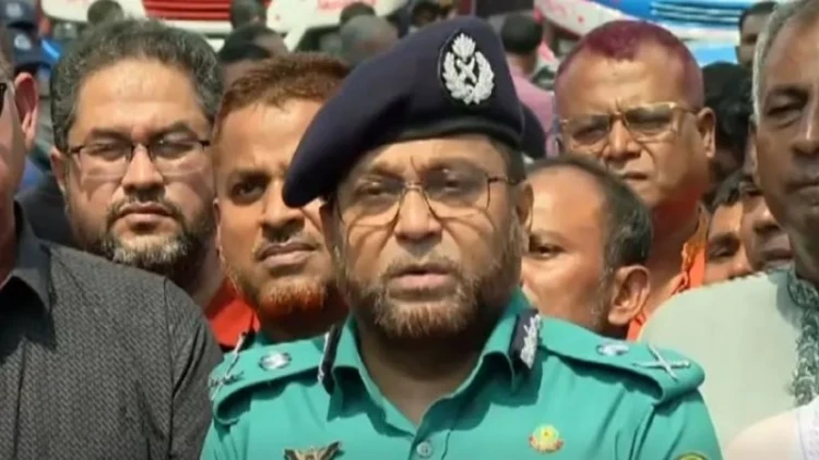 ৩ মাসের মধ্যে সরবে গুলিস্তান-ফুলবাড়িয়া টার্মিনাল: ডিএমপি কমিশনার