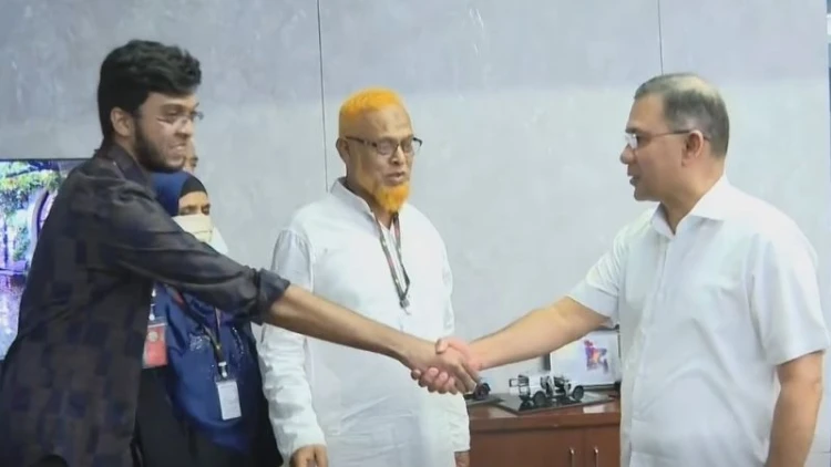 প্রধানমন্ত্রীর সঙ্গে আবরারের পরিবারের সাক্ষাৎ