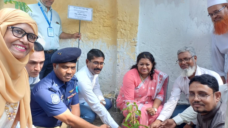 কালকিনিতে বৃক্ষরোপণ ও সমাজ সচেতনতামূলক সভা অনুষ্ঠিত